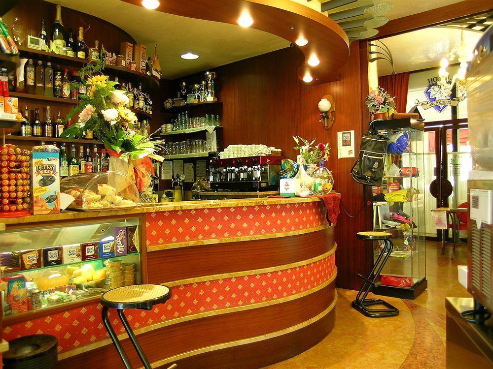 Hotel Dei Platani Rimini Esterno foto