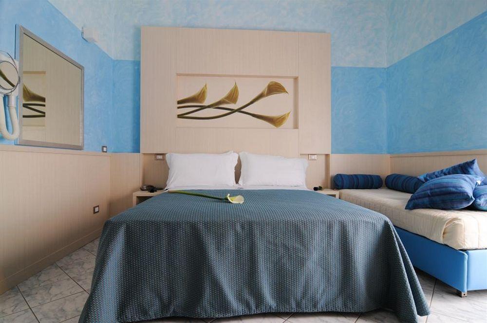 Hotel Dei Platani Rimini Esterno foto