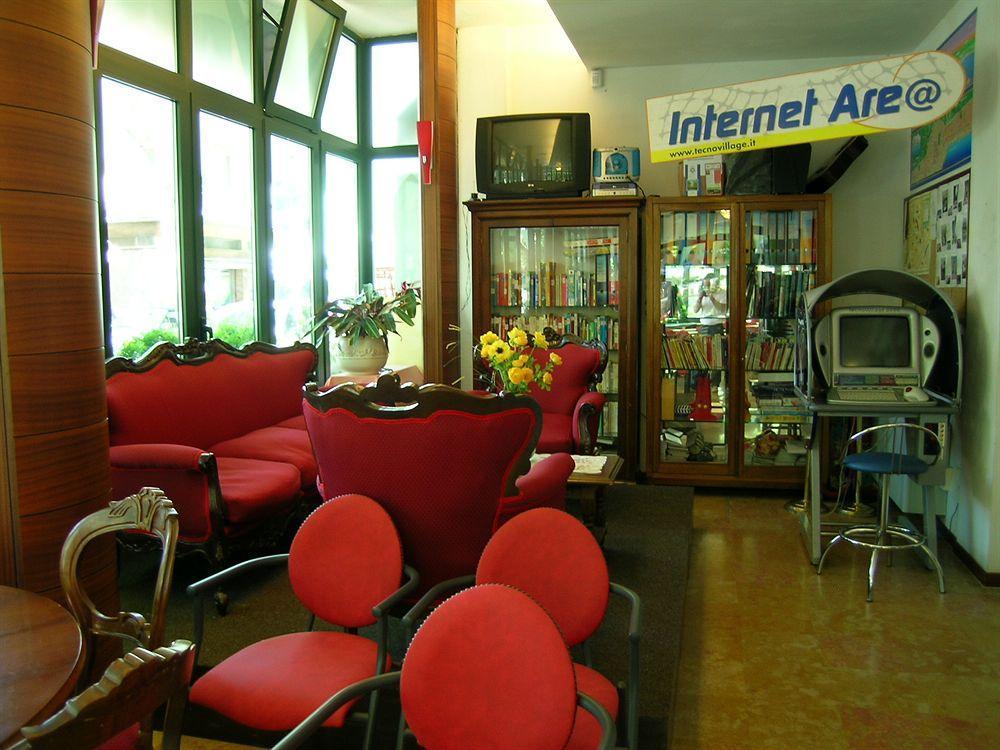 Hotel Dei Platani Rimini Esterno foto